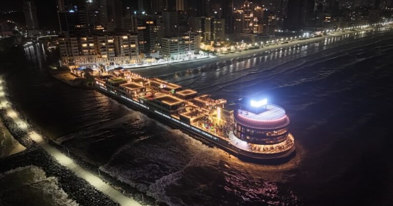 INAUGURADO O MAIOR PÍER TURÍSTICO DA AMÉRICA LATINA